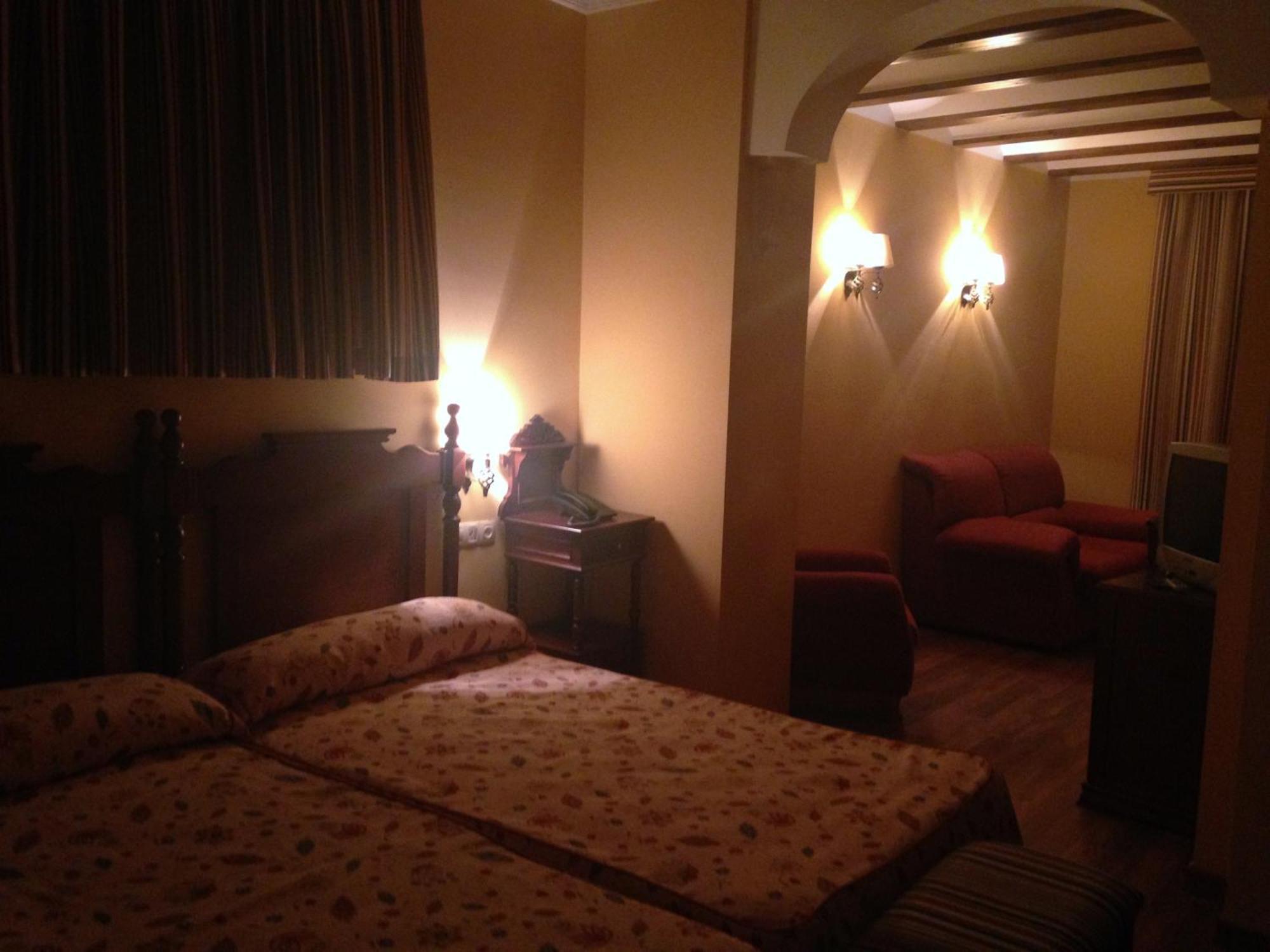 Hotel El Mano Huéscar Oda fotoğraf